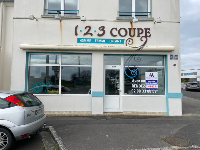À CEDER, BREST, ST ANNE DU PORTZIC, FONDS DE COMMERCE SALON DE COIFFURE
