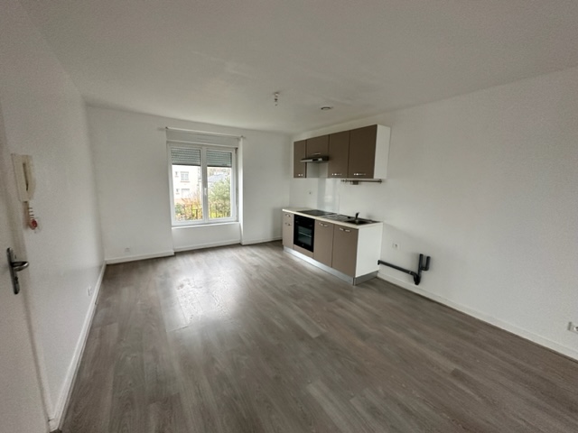 A louer Brest Saint Michel T3 dernier étage