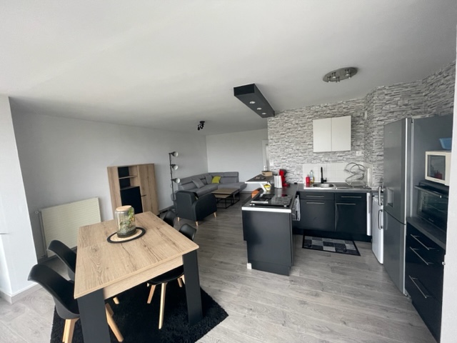 A louer Brest Bellevue/Cavale Blanche spacieux T2 meublé +parking privé dans résidence