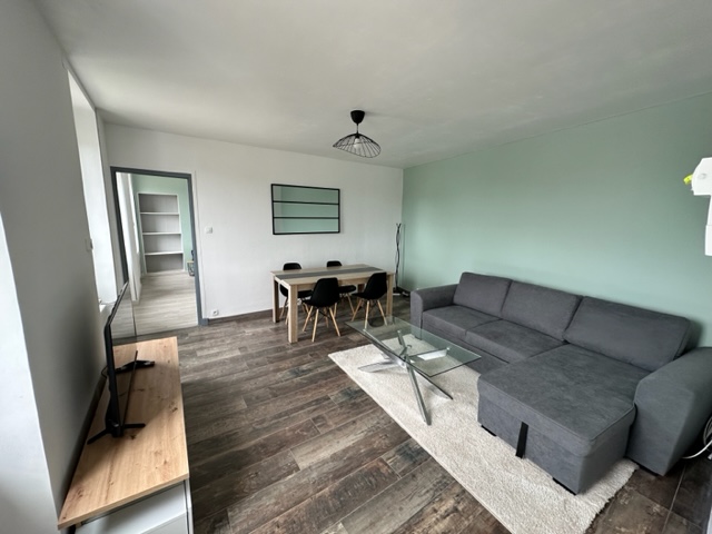 A louer Brest Recouvrance: Beau T2 meublé dernier étage