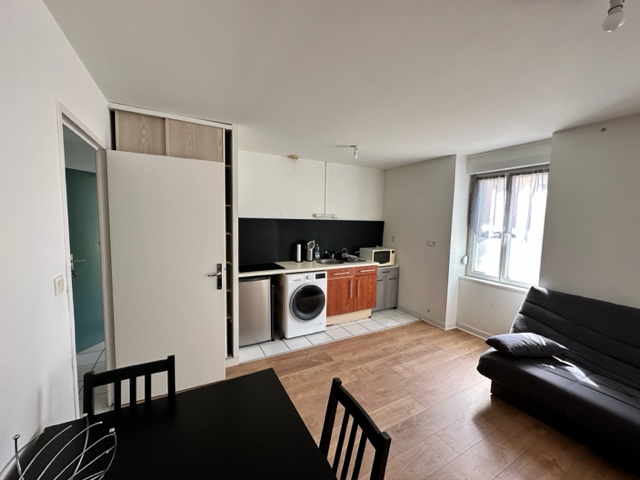 A louer Brest Kérinou T2 meublé 40 M2+Terasse