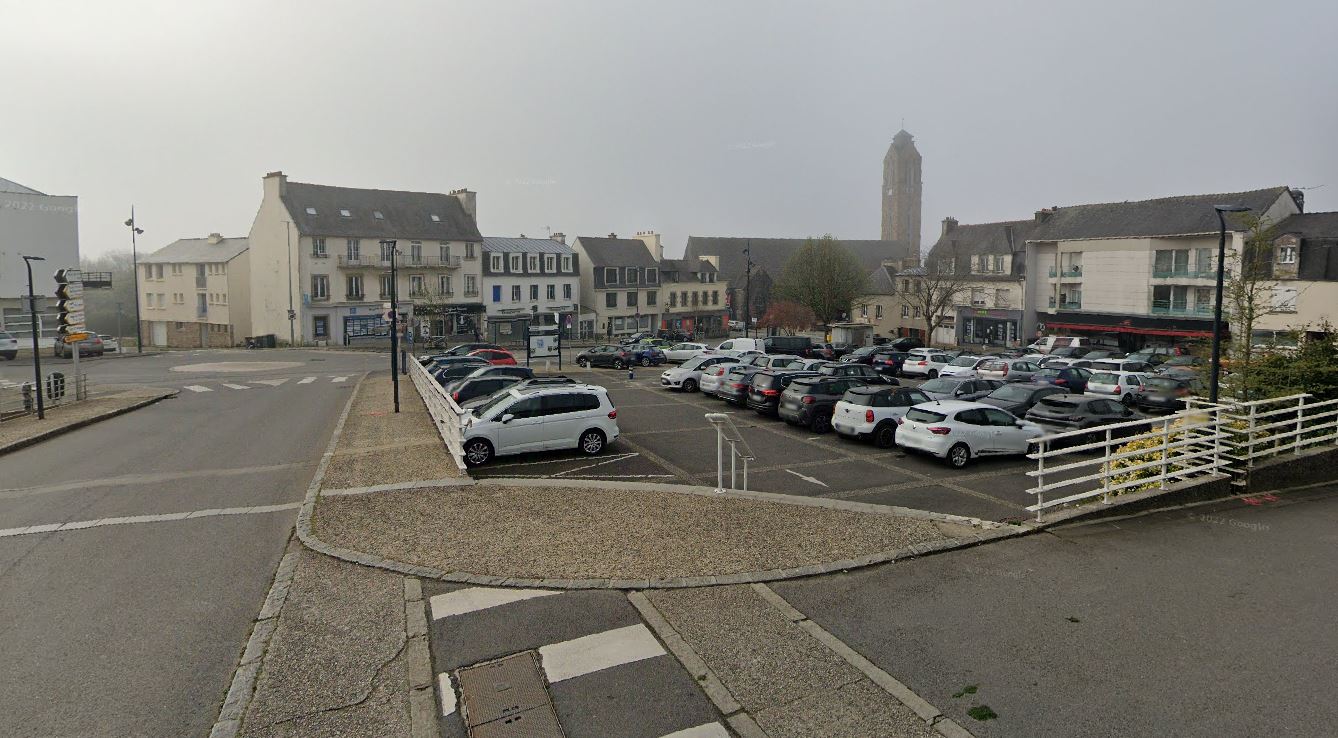 A VENDRE, GUIPAVAS CENTRE, Surface à aménager 