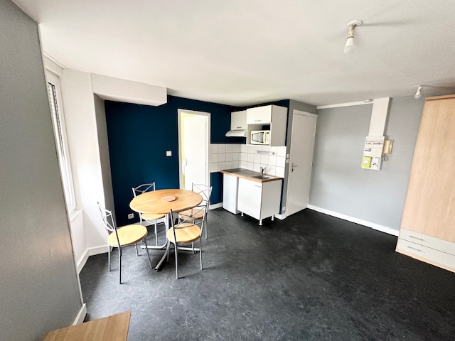 A louer Brest Kérinou T1 meublé 25 M2 