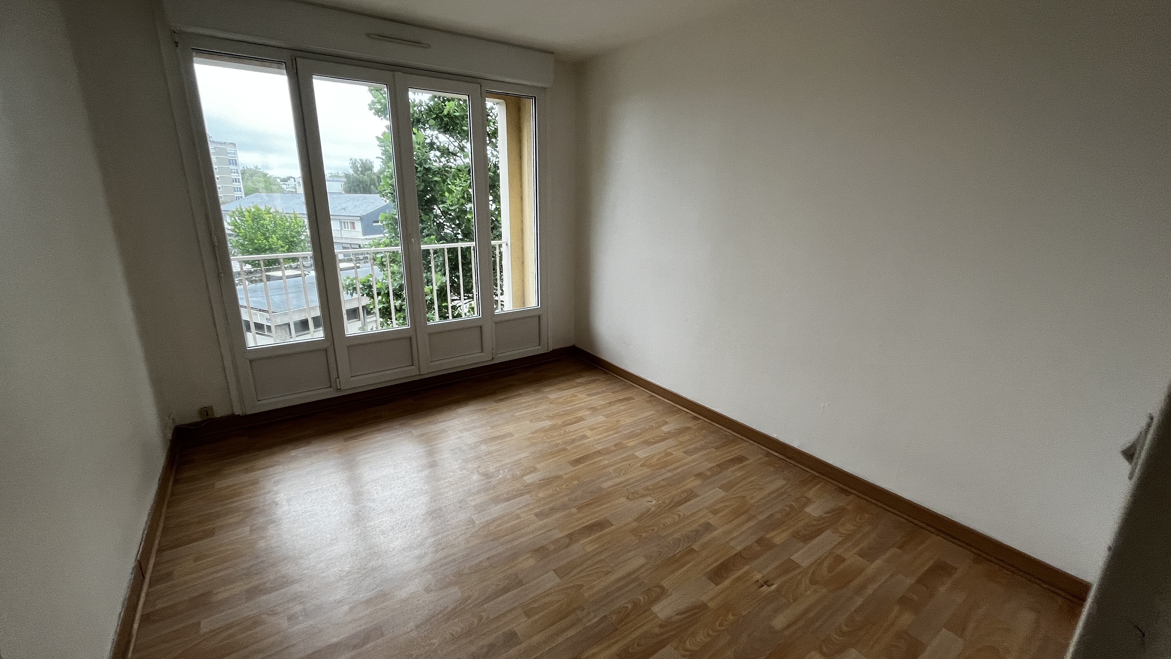 A louer Brest Kergoat proche facs T3 