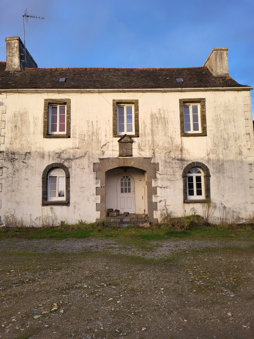 A vendre Sizun maison proche du bourg 3 chambres grand terrain