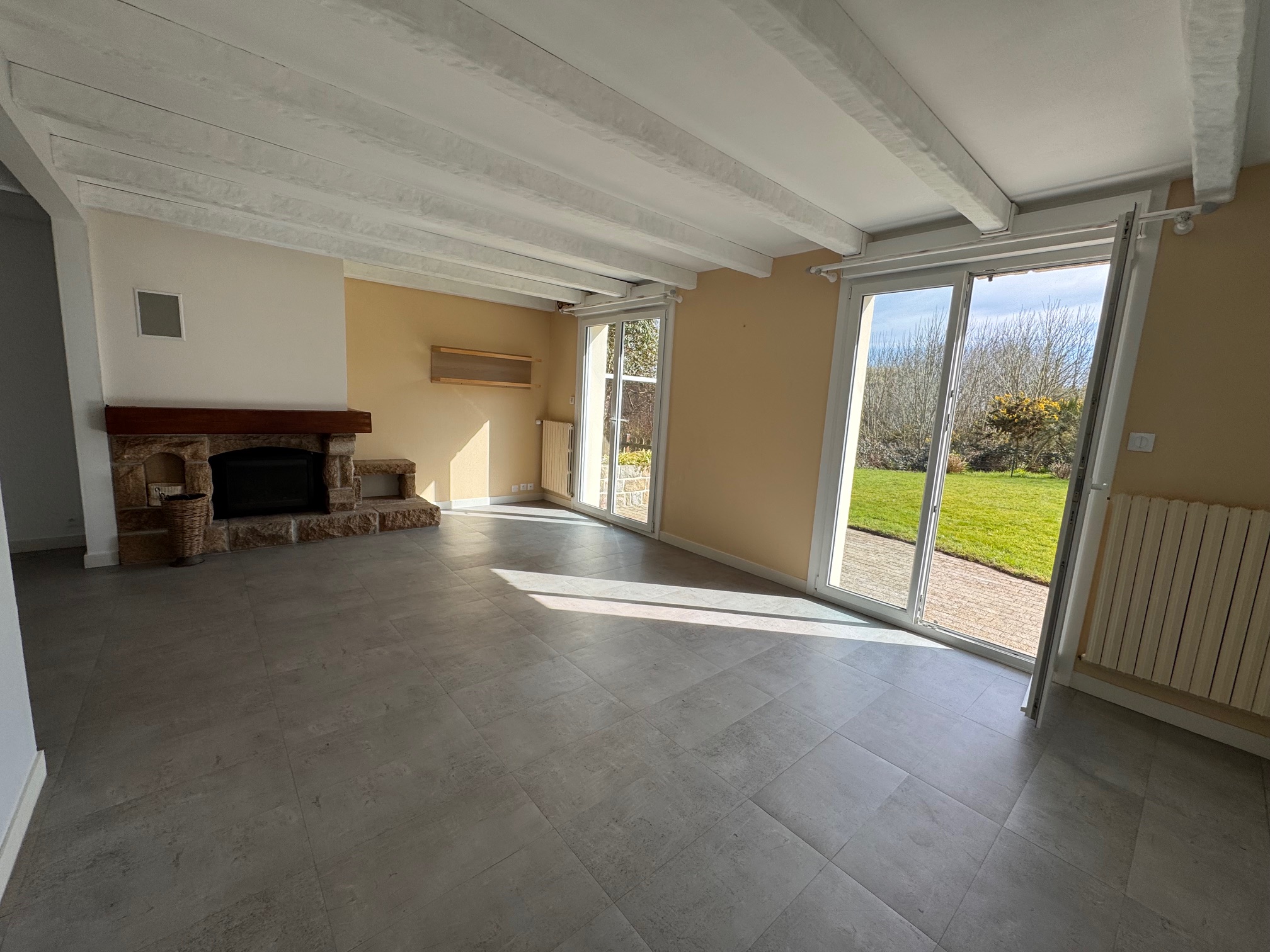 A VENDRE, BOHARS, Maison familliale, 4 chambres