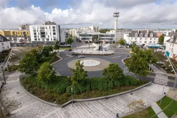 A VENDRE BREST CENTRE : MURS COMMERCIAUX